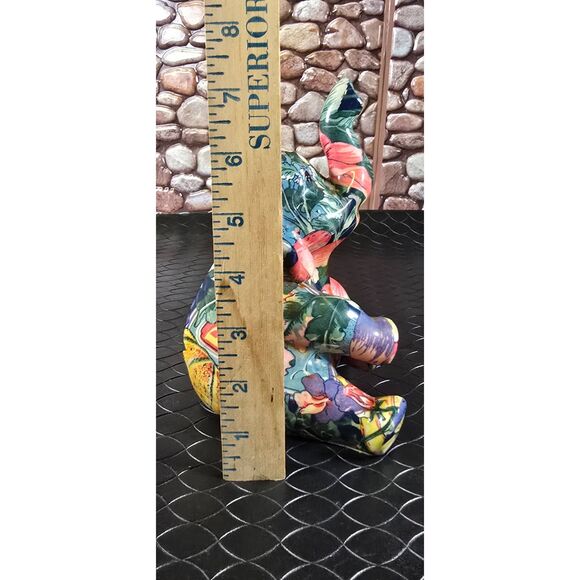 La Vie Sitting Elephant Trunk up Figurine Flora Patchwork Ceramic - Picture 13 of 16